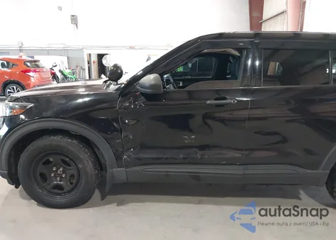 2020 Ford Police Interceptor из США, поврежденный, VIN 1FM5K8AW2LGA18198